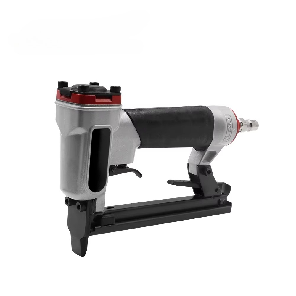 Pistolet pneumatyczny do tapic – Woodworking Industries recenzja i cena