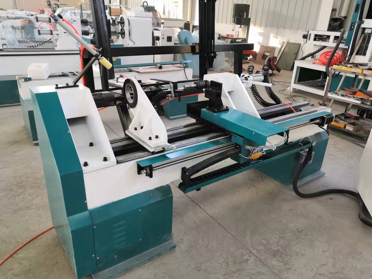 Tokarka CNC do drewna z automa – Woodworking Lathe Machine recenzja i cena